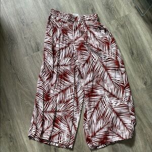 Red and White Patterned Wide-Leg Pants